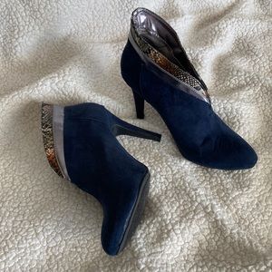 Rampage Haven Navy Blue Suede Ankle Boots